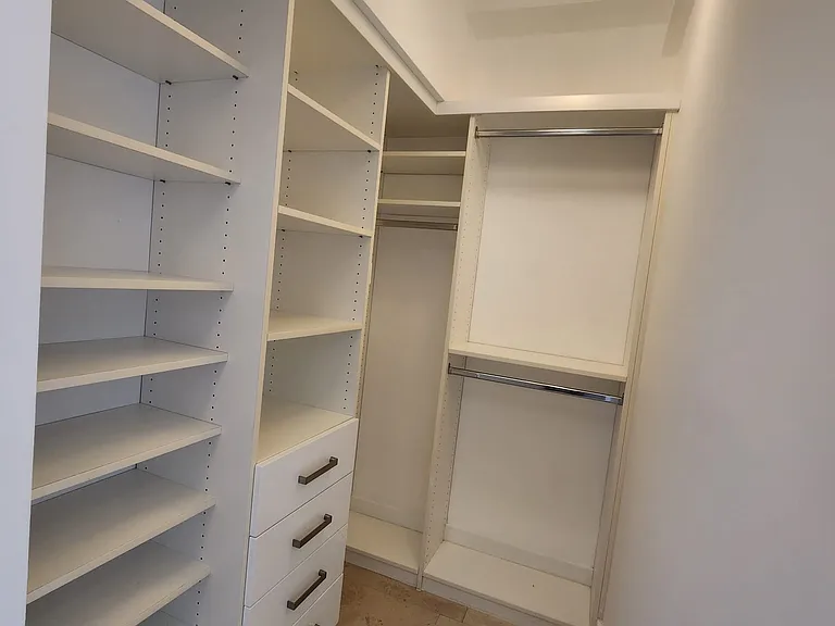 1390 Ocean Dr #402 — Photo 37