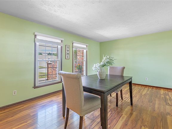 5th image of 763 Browning Ave
