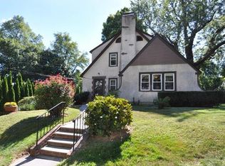 69 Topland Rd, White Plains, NY 10605