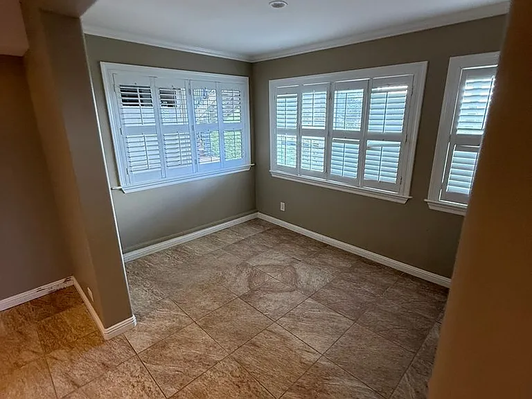 1627 Paula Drive — Photo 37
