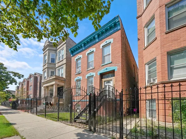 1454 N Campbell Ave, Chicago, IL 60622