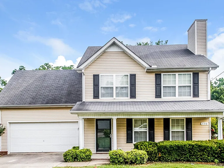 730 General Barksdale Dr — Photo 1