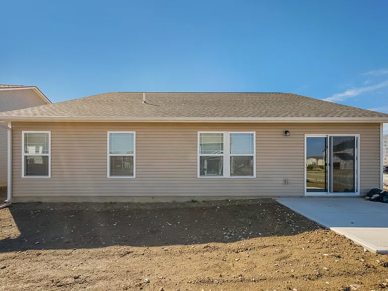 1503 Lexington Trl — Photo 16