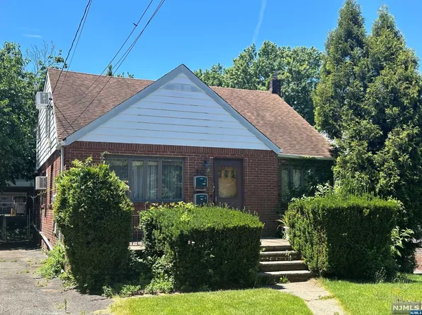 80 W Palisades Blvd, Palisades Park, NJ 07650