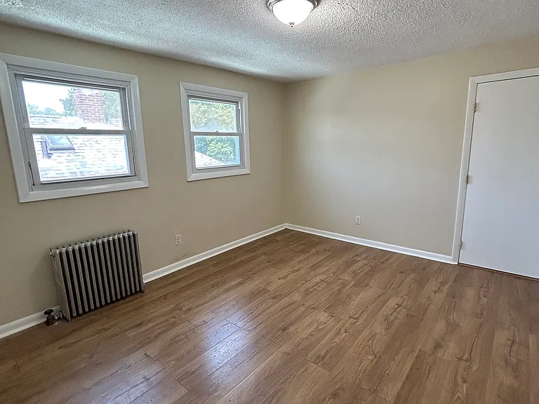 45-47 Selden St #1 — Photo 13