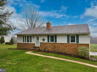 3940 N Rohrbaugh Rd, Seven Valleys, PA 17360