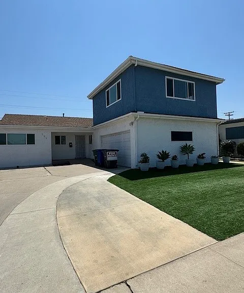 757 Applewood Dr — Photo 1
