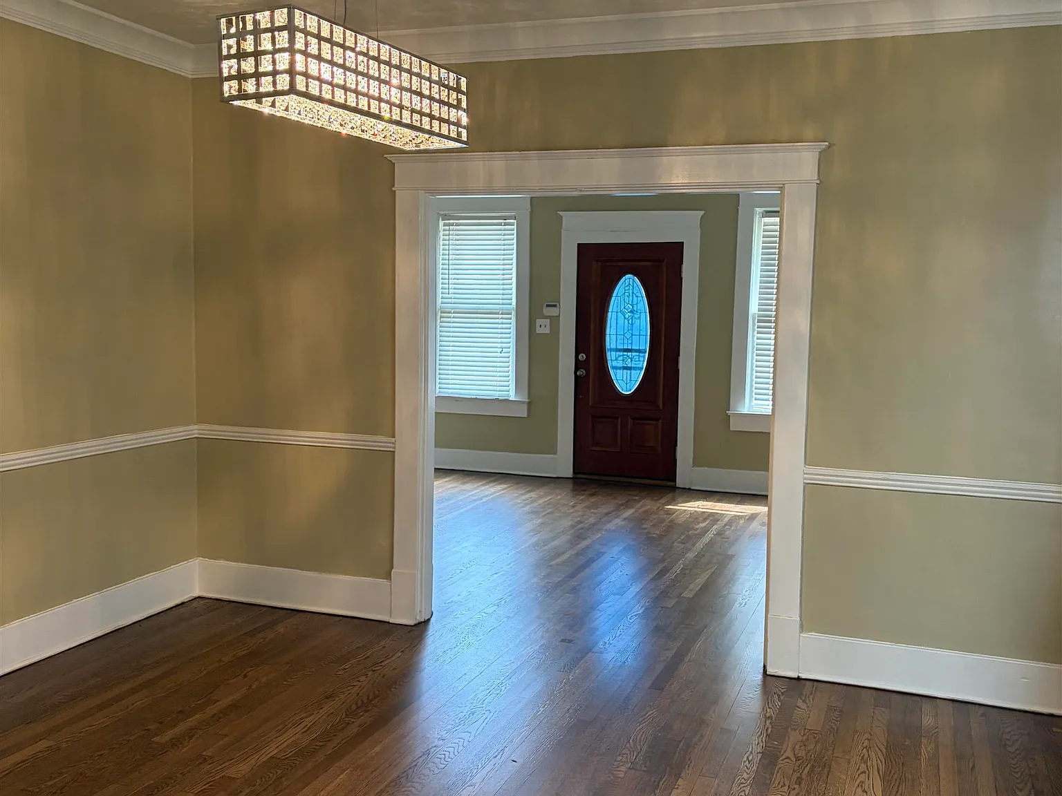 4 bed, 2.0 bath, 1937 sqft, $1,800 — Photo 4