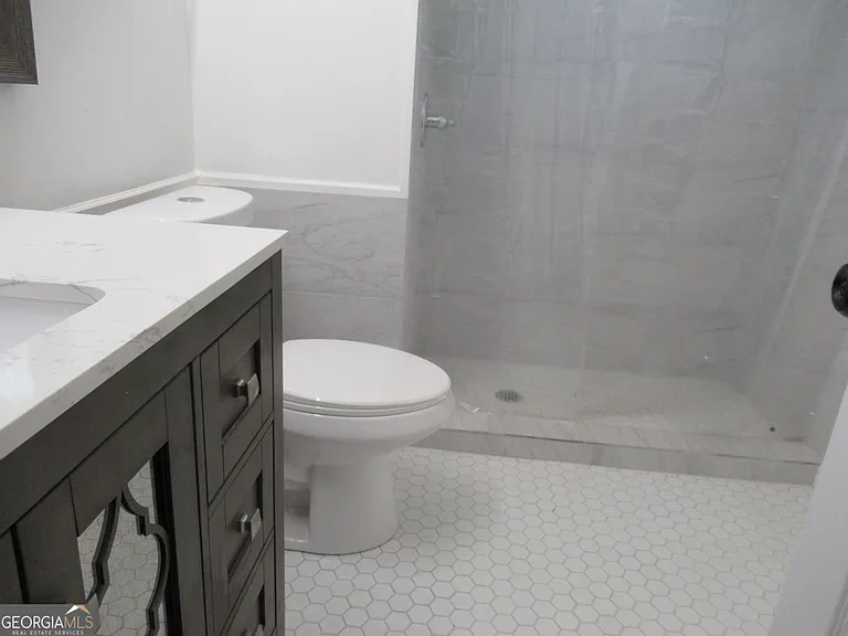 229 Fox Mountain Rd — Photo 12