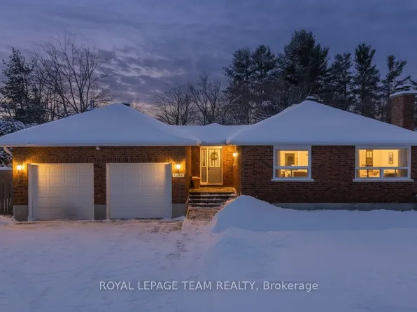 3246 Elizabeth St, Ottawa, ON K0A 2W0