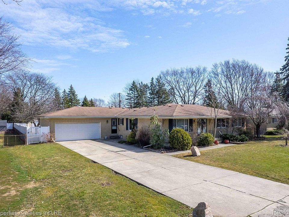 1st image of 36106 Boyce Dr