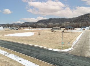 149 W Emerald Lake Dr, Lake City, MN 55041