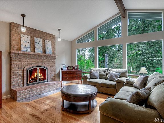 3rd image of 17219 232nd Ave NE