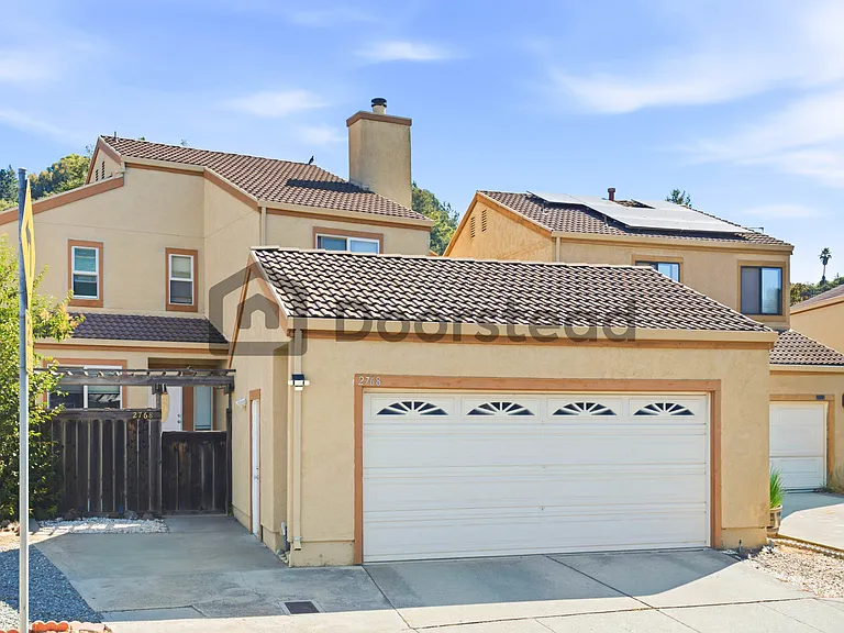 2768 Gamble Ct — Photo 2