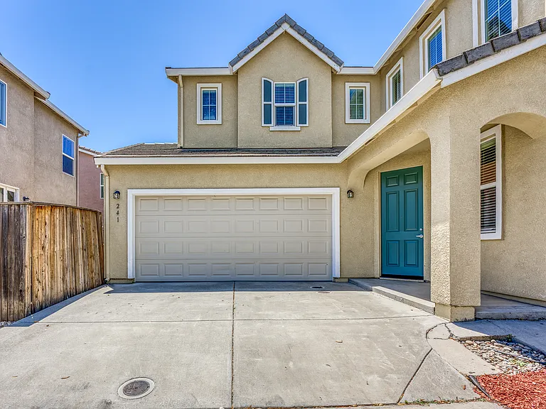 241 Picasso Cir — Photo 51