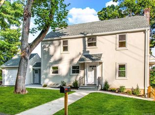 10 Cherokee Rd, Yonkers, NY 10710