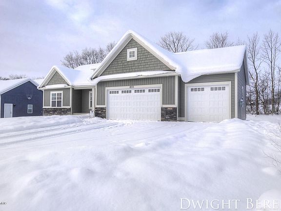 3rd image of 8155 Golden Oak Dr