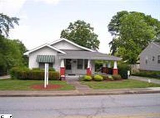 106 Memorial Dr, Greer, SC 29650