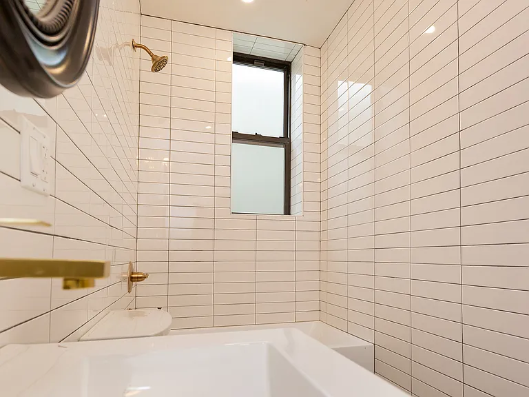 57 Grove St #2C — Photo 17