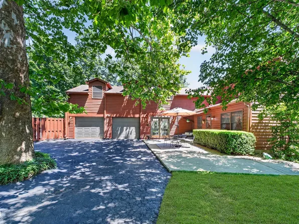 28 Homestead Dr, Sheridan, IN 46069