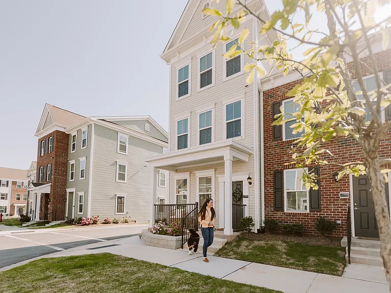 Spacious outdoors & green space