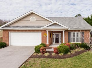 401 Eaton Village Trce, Lenoir City, TN 37771