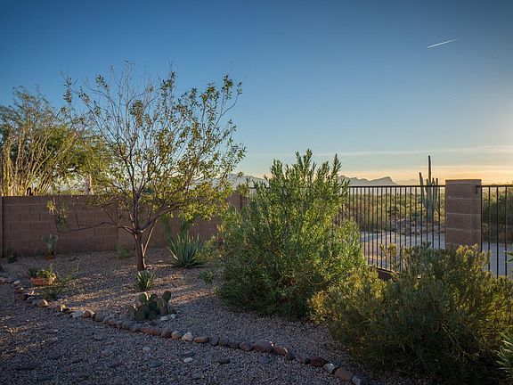 2nd image of 12401 N Globe Mallow Pl