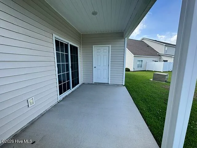 3404 Richter Way #B — Photo 14