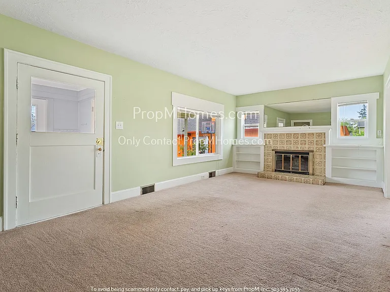 1731 SE 139th Ave — Photo 3