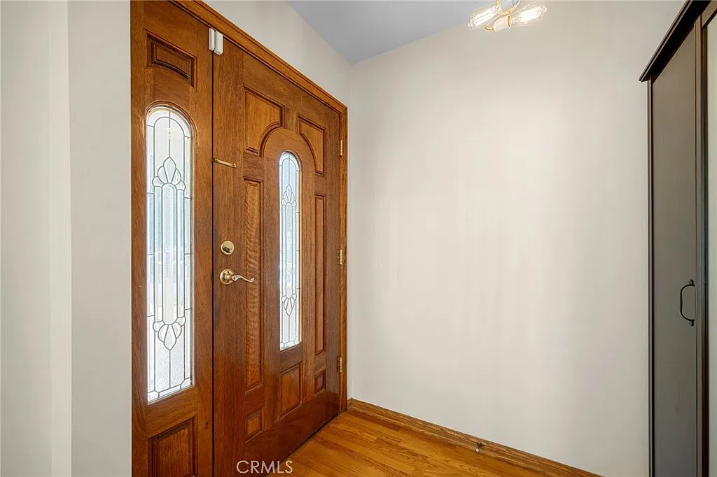 4 bed, 3.5 bath, 2146 sqft, $7,500 — Photo 4