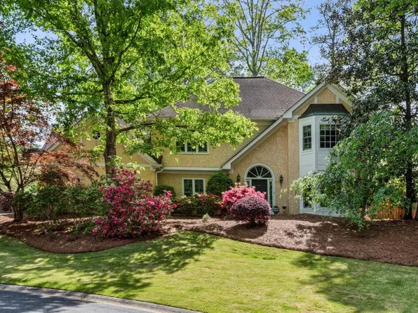 1824 Mallard Lake Dr, Marietta, GA 30068