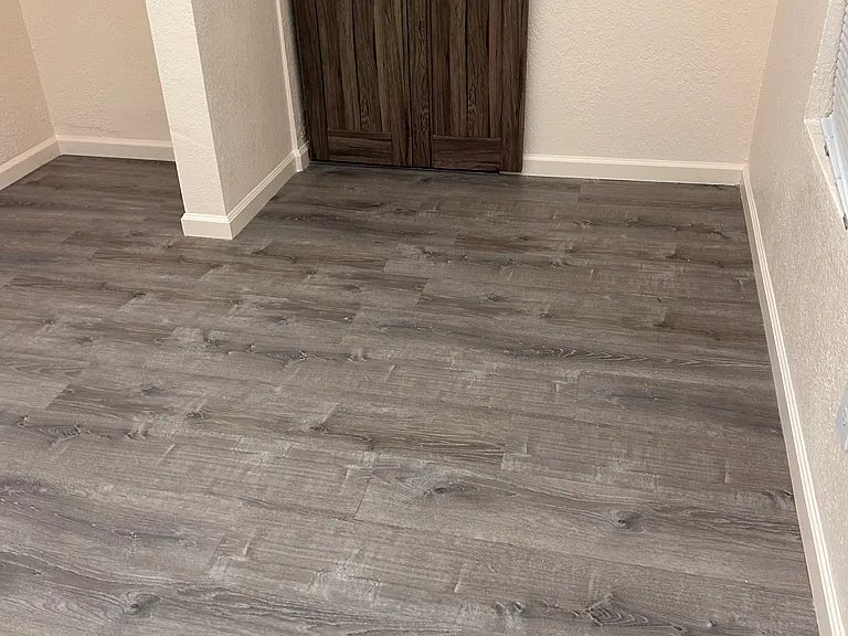 315 E Elm St #6 — Photo 18