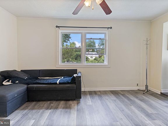 4th image of 2555 Marshall Hall Rd