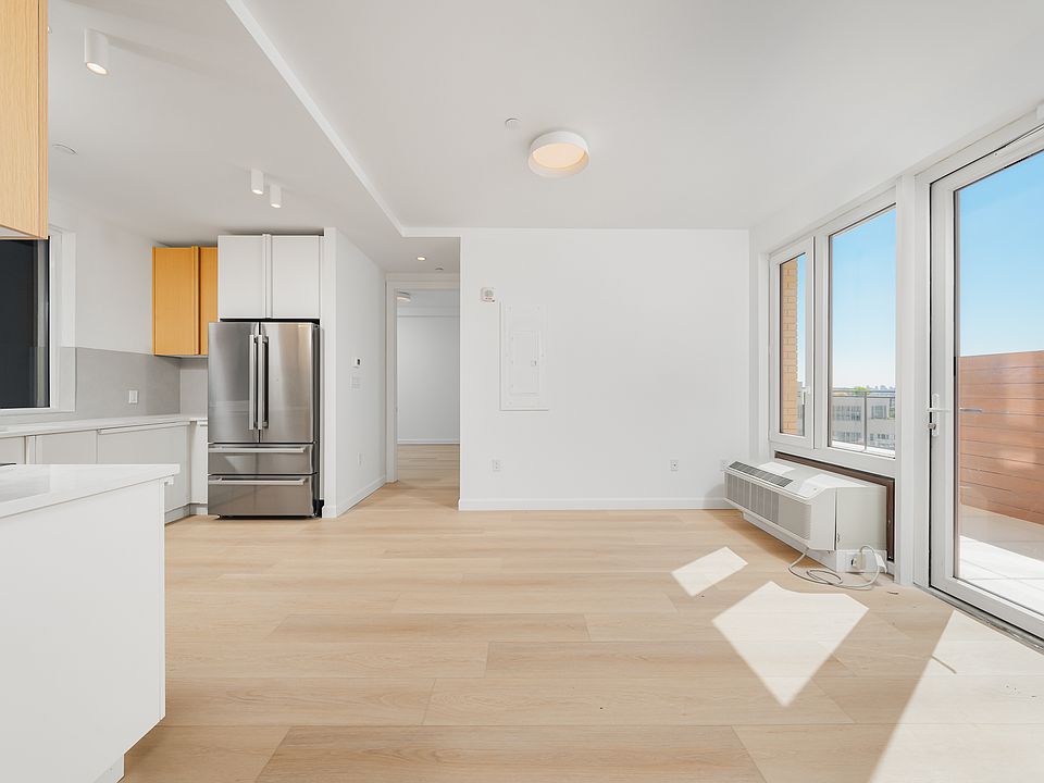 1st image of 26-04 Jackson Ave #13M