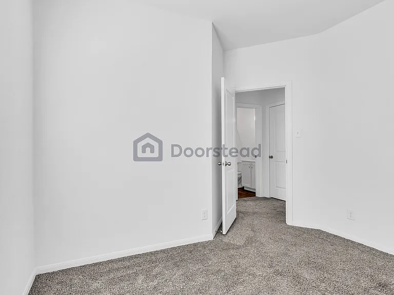 24014 Farmstead Dr — Photo 35