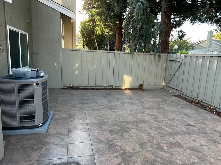 4806 Balthazar Ter — Photo 21
