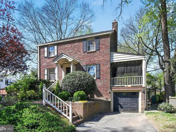 8306 Queen Annes Dr, Silver Spring, MD 20910