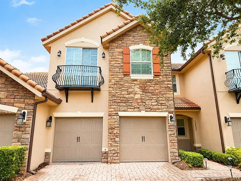 10403 Belfry Cir — Photo 1