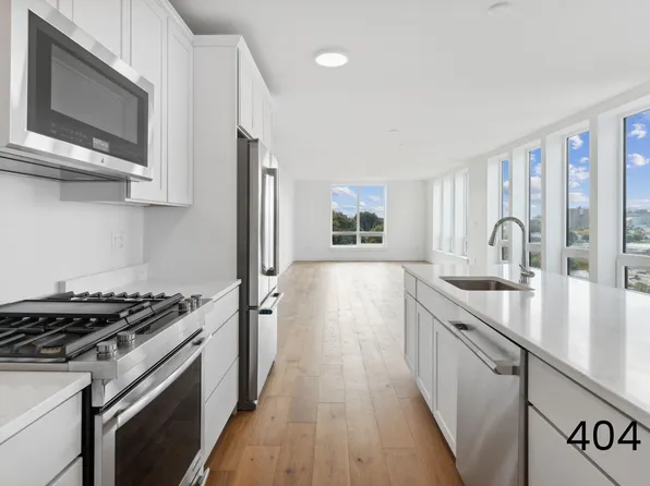 218 Washington Avenue #404, Portland, ME 04101