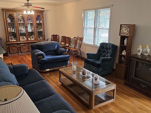 Formal Living/Dining Room 