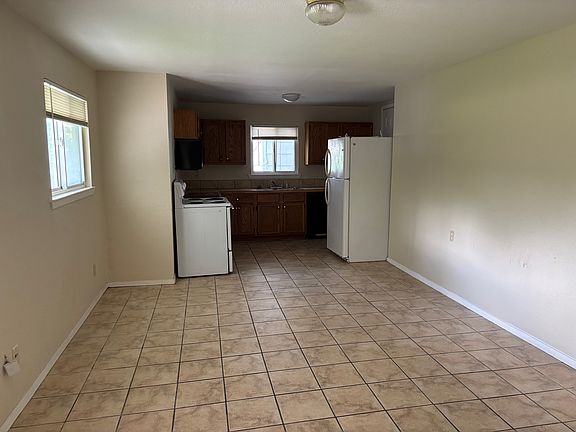 3rd image of 1505 Mill St #4