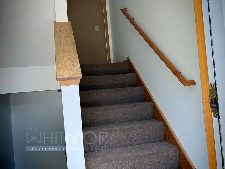 9304 S Paxton Ave #2 — Photo 4