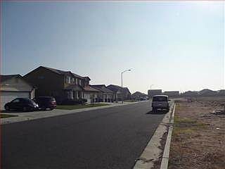 4th image of 173 Mariposa St