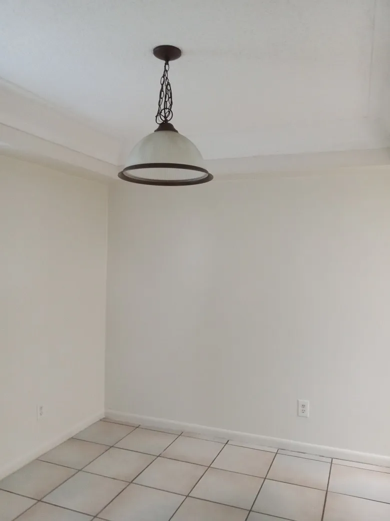 3 bed, 1700 sqft, $2,900 — Photo 3