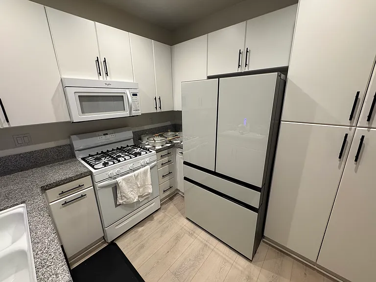 12850 Palm St #3 — Photo 10