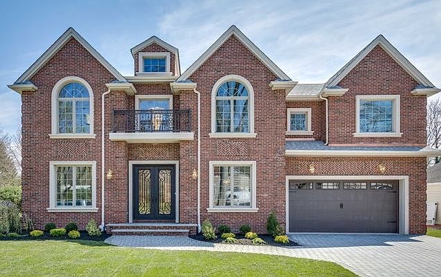 1st image of 790 Kearney Pl