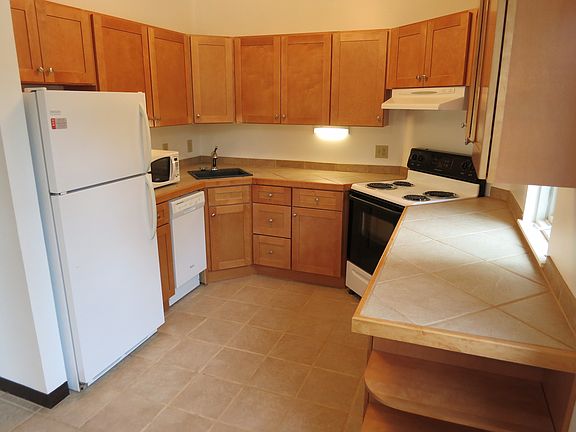 2nd image of 324 Dryden Rd Unit 3