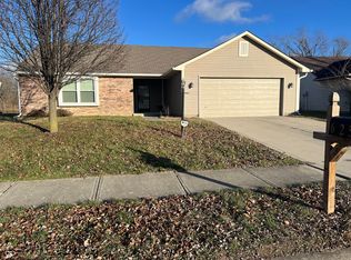 6257 Cooper Pointe Dr, Indianapolis, IN