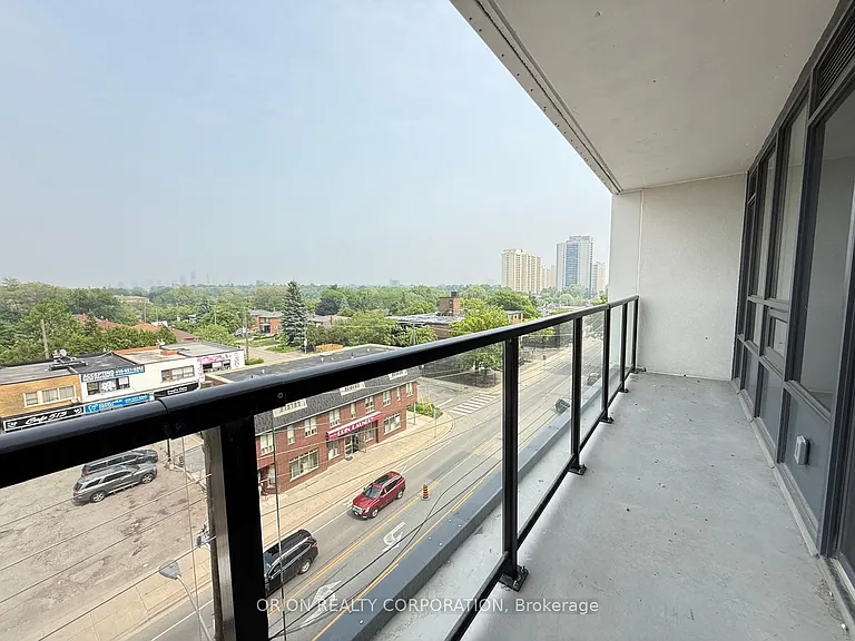 556 Marlee Ave #612 — Photo 31