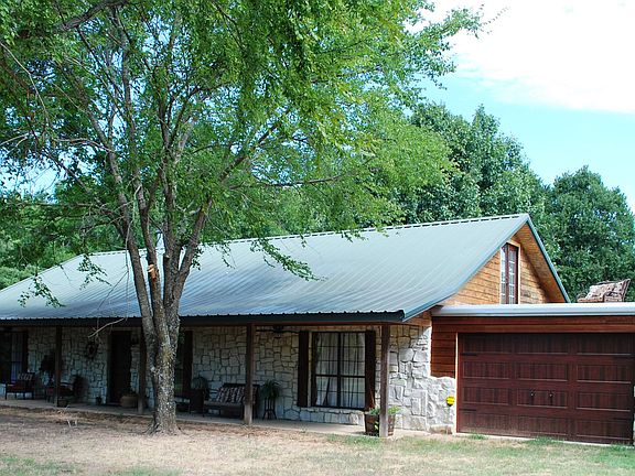 Home Features a Metal Roof